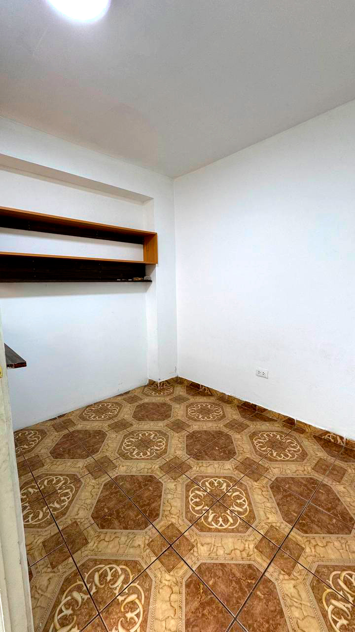 SE ALQUILA DEPARTAMENTO EN SEGUNDO PISO EN AV. CANTO GRANDE, SJL