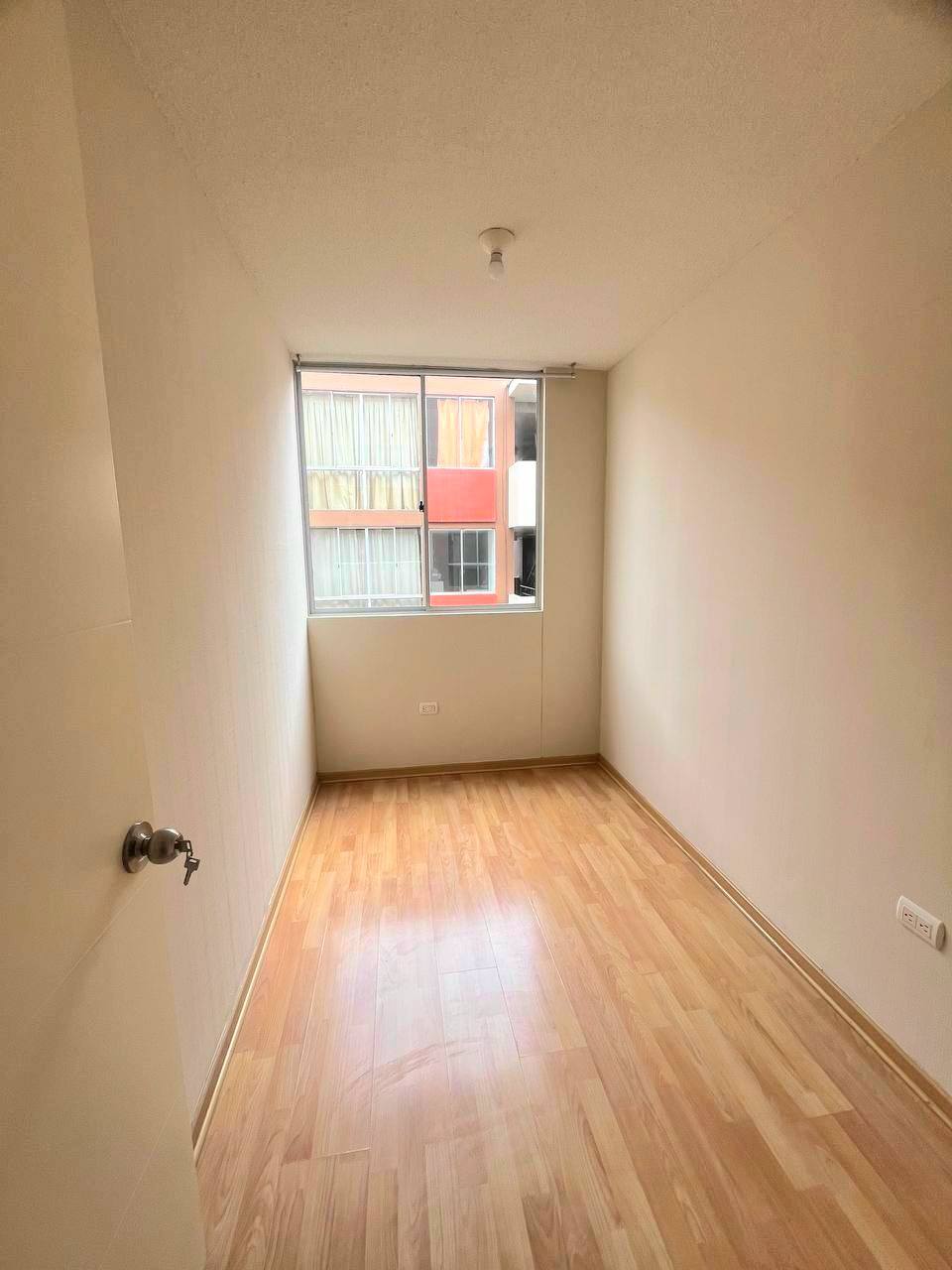 DEPARTAMENTO EN ALQUILER EN EL CONDOMINIO SOL DE CARABAYLLO